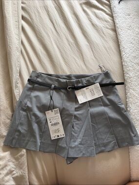 Zara Gray Pleated Skort with Belt